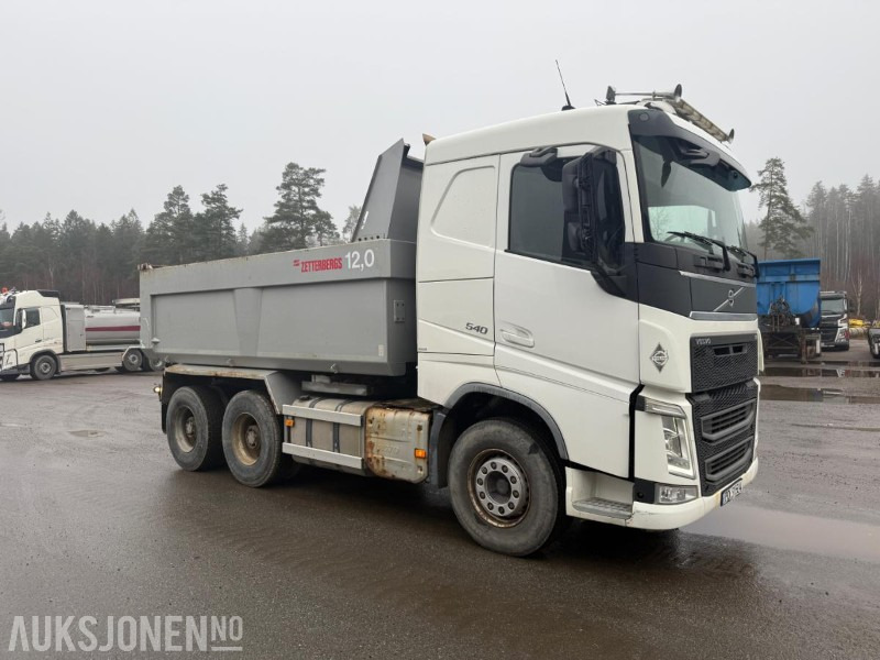 2015 VOLVO FH540 TIPPBIL SERVICEHISTORIKK ZETTERBERG PÅBYGG. - Volquete camión: foto 4 2015 VOLVO FH540 TIPPBIL SERVICEHISTORIKK ZETTERBERG PÅBYGG. - Volquete camión: foto 4
