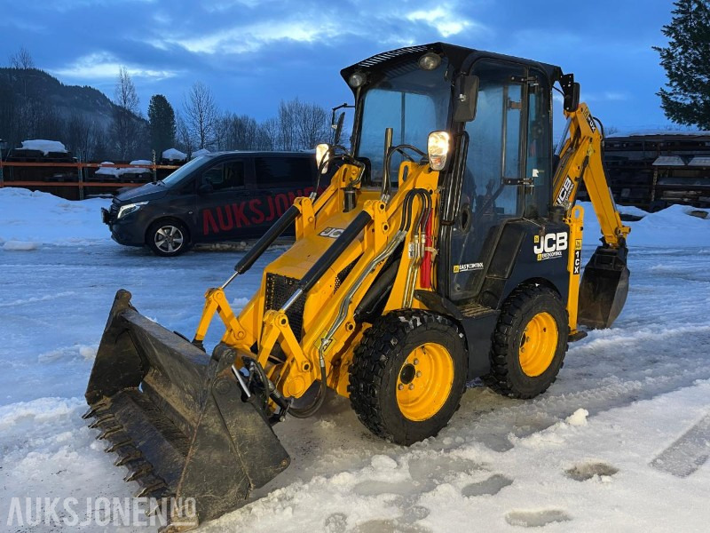 Retroexcavadora 2016 JCB 1CX - Kompakt spakestyrt traktorgraver, med frontlaster og graveaggregat: foto 1