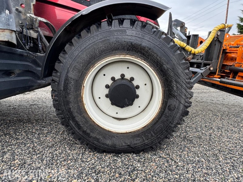 Leasing financiero de  2016 Valtra T174E med Schmidt Tellefsdal U-LS 43.6 plog (2022), Valtra 76 frontlaster og betong lodd leasing 2016 Valtra T174E med Schmidt Tellefsdal U-LS 43.6 plog (2022), Valtra 76 frontlaster og betong lodd: foto 15