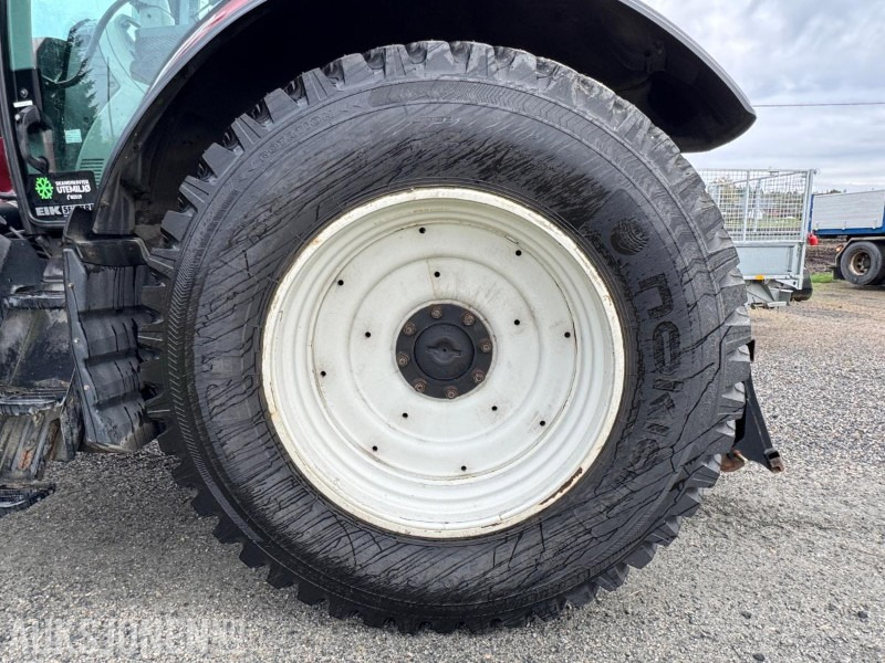 Leasing financiero de  2016 Valtra T174E med Schmidt Tellefsdal U-LS 43.6 plog (2022), Valtra 76 frontlaster og betong lodd leasing 2016 Valtra T174E med Schmidt Tellefsdal U-LS 43.6 plog (2022), Valtra 76 frontlaster og betong lodd: foto 11