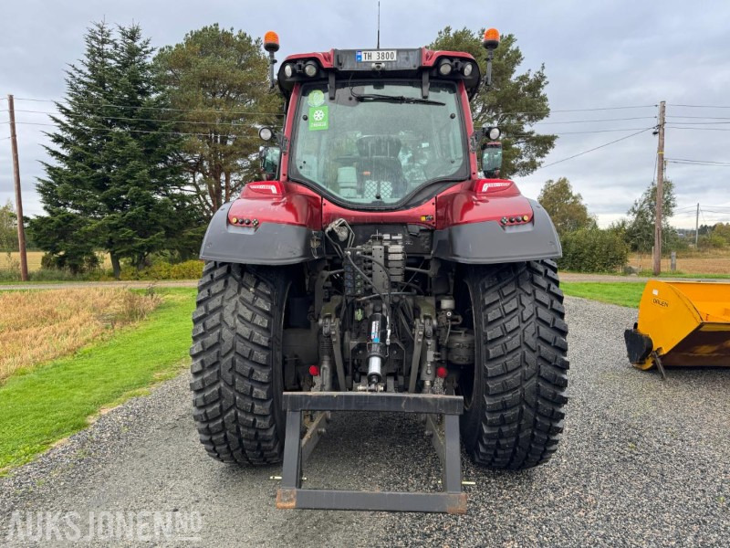 Leasing financiero de  2016 Valtra T174E med Schmidt Tellefsdal U-LS 43.6 plog (2022), Valtra 76 frontlaster og betong lodd leasing 2016 Valtra T174E med Schmidt Tellefsdal U-LS 43.6 plog (2022), Valtra 76 frontlaster og betong lodd: foto 6