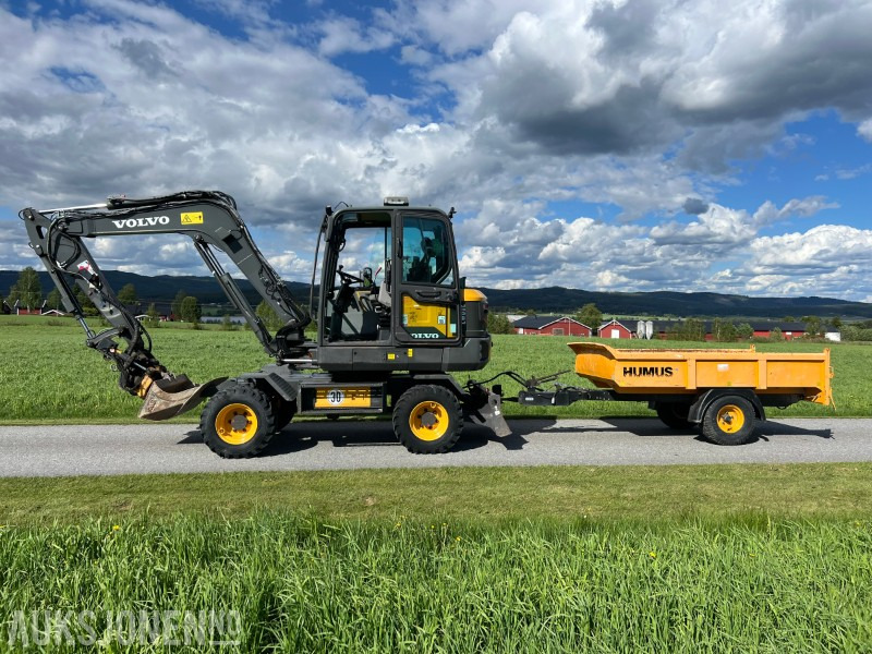 2016 Volvo EW60E hjulmaskin godt utstyrt hjulmaskin med henger - Excavadora: foto 1 2016 Volvo EW60E hjulmaskin godt utstyrt hjulmaskin med henger - Excavadora: foto 1