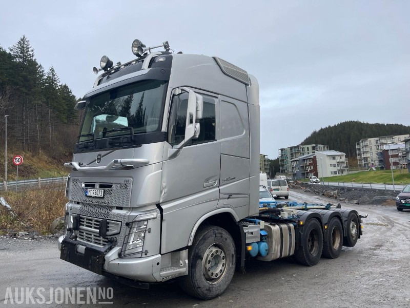 2016 Volvo FH 540 8x4 Tridem med Joab 24 t krokløft - Multibasculante camión: foto 1 2016 Volvo FH 540 8x4 Tridem med Joab 24 t krokløft - Multibasculante camión: foto 1
