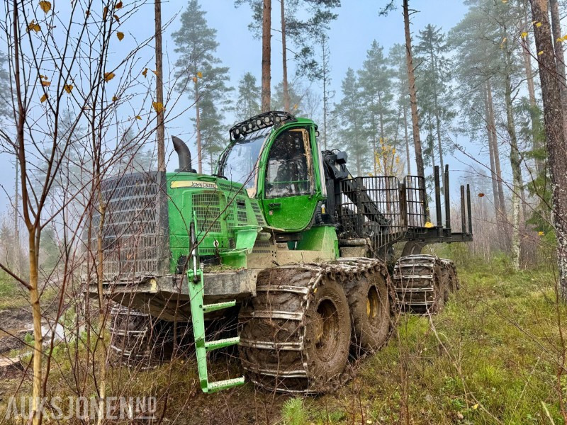 2017 John Deere 1910G lastebærer skogsmaskin - Equipo de construcción: foto 2 2017 John Deere 1910G lastebærer skogsmaskin - Equipo de construcción: foto 2