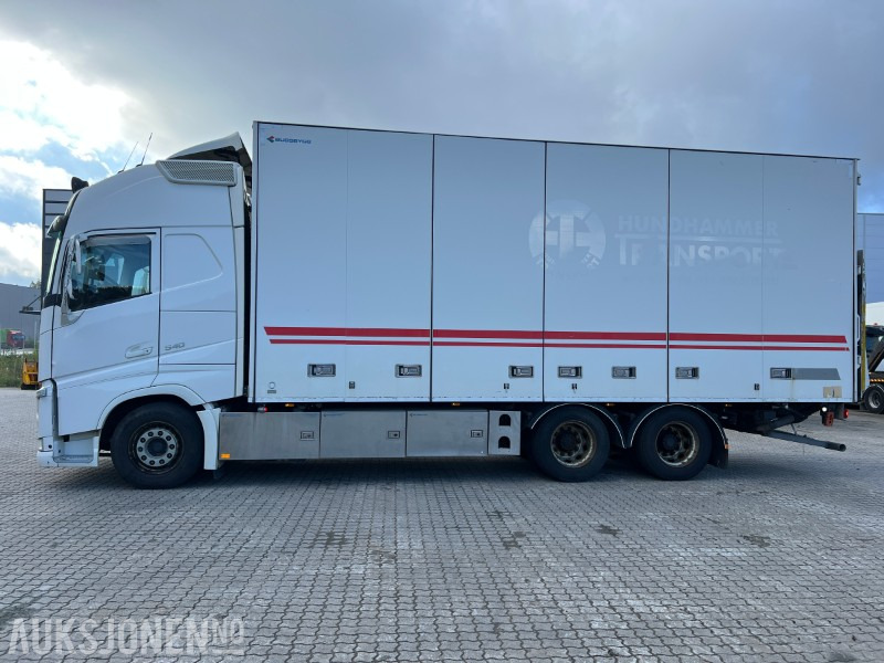 2017 Volvo FH 540 - Camión caja cerrada: foto 2 2017 Volvo FH 540 - Camión caja cerrada: foto 2