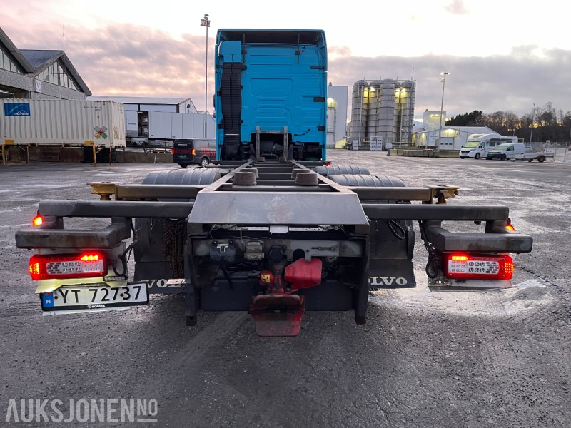 2017 Volvo FH 6X2 Containerbil, 472459 km, Eu godkjent til 01.12.2026 - Portacontenedore/ Intercambiable camión: foto 5 2017 Volvo FH 6X2 Containerbil, 472459 km, Eu godkjent til 01.12.2026 - Portacontenedore/ Intercambiable camión: foto 5