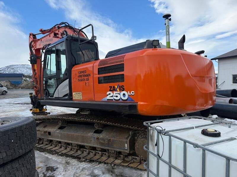 2018 Hitachi Zaxis 250LC-6 Gravemaskin – GPS, Engcon rototilt, 6444 t, ny service - Excavadora: foto 4 2018 Hitachi Zaxis 250LC-6 Gravemaskin – GPS, Engcon rototilt, 6444 t, ny service - Excavadora: foto 4