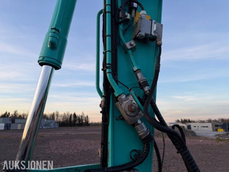Excavadora 2018 Kobelco SK75SR-3E gravemaskin - rototilt, maskinstyring, pusseskuff og smalskuff: foto 14 Excavadora 2018 Kobelco SK75SR-3E gravemaskin - rototilt, maskinstyring, pusseskuff og smalskuff: foto 14