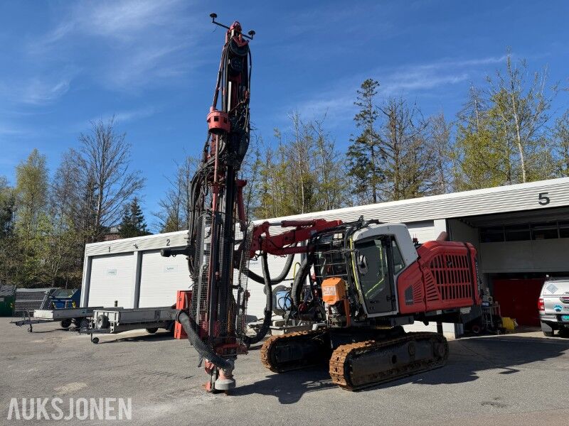 2019 Sandvik Rancher DX800i Beltende Borerigg - L5 GPS - 8000 Arbeidstimer - Perforadora: foto 2 2019 Sandvik Rancher DX800i Beltende Borerigg - L5 GPS - 8000 Arbeidstimer - Perforadora: foto 2