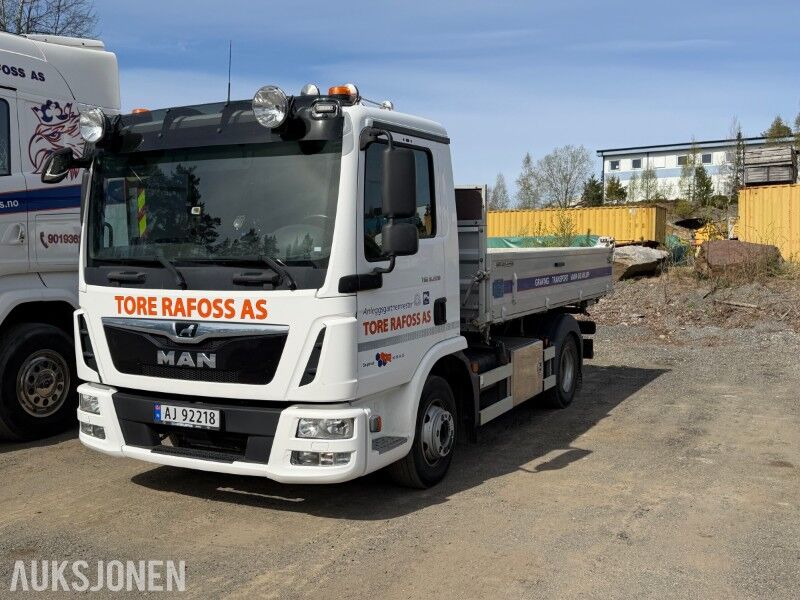 2020 MAN TGL 8.220 4X2 TIPMATIC MEILLER 3-VEIS TIPP WEBASTO RYGGEKAMERA - Volquete camión: foto 1 2020 MAN TGL 8.220 4X2 TIPMATIC MEILLER 3-VEIS TIPP WEBASTO RYGGEKAMERA - Volquete camión: foto 1