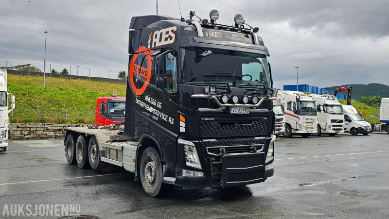 2020 Volvo 540 8x4 Brøyterigget krokbil med AJK påbygg - Multibasculante camión: foto 3 2020 Volvo 540 8x4 Brøyterigget krokbil med AJK påbygg - Multibasculante camión: foto 3