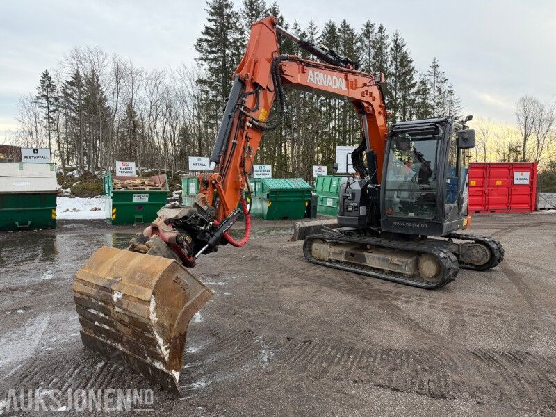 2021 Hitachi X85US-6 Beltegraver - Rototilt R3 - S50 - Smalskuff - VA Skuff - Pusseskuff - 3387 timer - Excavadora: foto 1 2021 Hitachi X85US-6 Beltegraver - Rototilt R3 - S50 - Smalskuff - VA Skuff - Pusseskuff - 3387 timer - Excavadora: foto 1