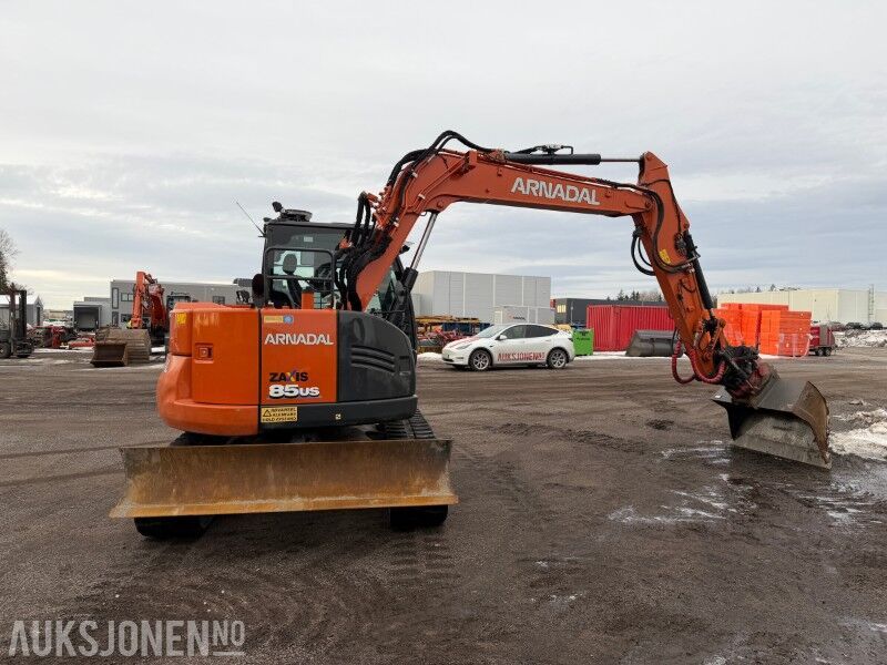 2021 Hitachi X85US-6 Beltegraver - Rototilt R3 - S50 - Smalskuff - VA Skuff - Pusseskuff - 3387 timer - Excavadora: foto 5 2021 Hitachi X85US-6 Beltegraver - Rototilt R3 - S50 - Smalskuff - VA Skuff - Pusseskuff - 3387 timer - Excavadora: foto 5