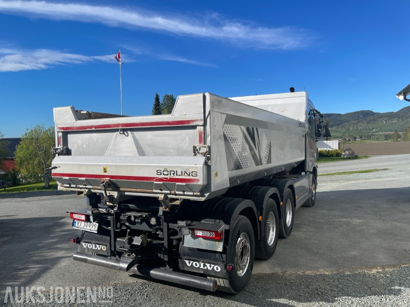 2022 Volvo FH16 750 8x4 Tridem – Gullavtale, Én Eier, EU-godkjent til 15.05.2026 - Volquete camión: foto 4 2022 Volvo FH16 750 8x4 Tridem – Gullavtale, Én Eier, EU-godkjent til 15.05.2026 - Volquete camión: foto 4