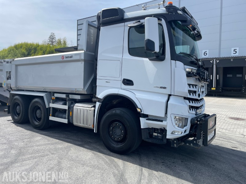 2023 Mercedes Arocs 2658 6X4 Tippbil m/Brøyteopplegg – Lav km – Meget godt utstyrt - Volquete camión: foto 3 2023 Mercedes Arocs 2658 6X4 Tippbil m/Brøyteopplegg – Lav km – Meget godt utstyrt - Volquete camión: foto 3