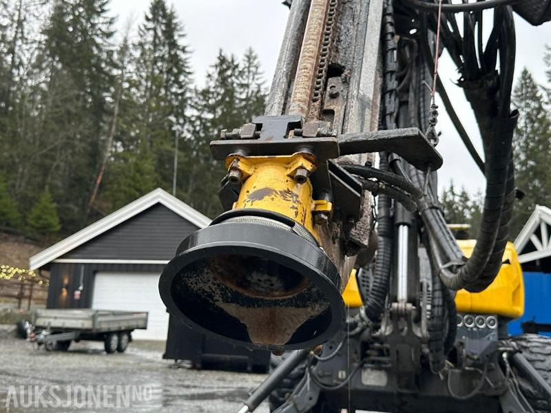 Atlas Copco FlexiROC T15R 2013 – Borerigg med ILMEG – Fjernkontroll- 1909 Timer - Perforadora: foto 4 Atlas Copco FlexiROC T15R 2013 – Borerigg med ILMEG – Fjernkontroll- 1909 Timer - Perforadora: foto 4