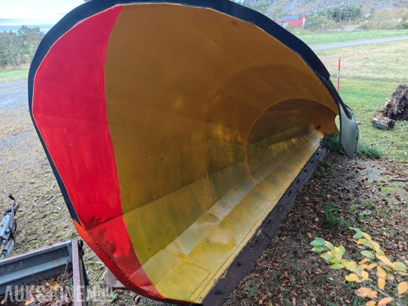 2004 Tellefsdal diagonalplog  / snøplog - P HD - Bredde 3600 mm - Parallelllogram - Camión: foto 3 2004 Tellefsdal diagonalplog  / snøplog - P HD - Bredde 3600 mm - Parallelllogram - Camión: foto 3