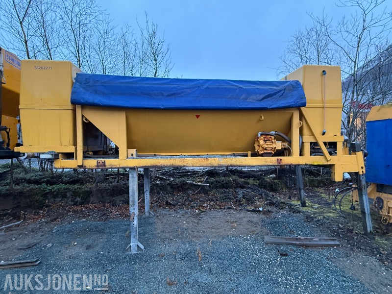 2008 Falköping CLC-427 TwinFeed spreder - Camión: foto 2 2008 Falköping CLC-427 TwinFeed spreder - Camión: foto 2