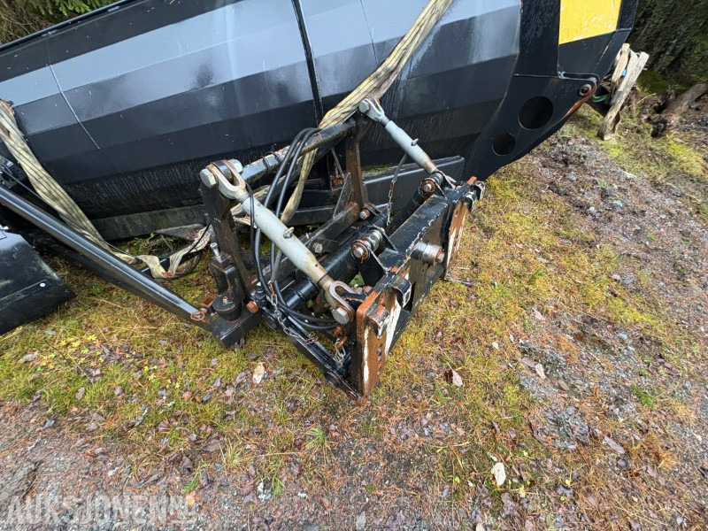2009 Øveraasen Diagonalplog DH 285 D - Camión: foto 5 2009 Øveraasen Diagonalplog DH 285 D - Camión: foto 5