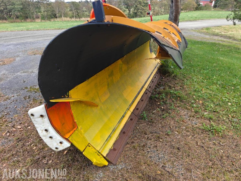 2013 Meiren MSP3703 LH - Snøplog med slapseskjær og parallellogram - Camión: foto 3 2013 Meiren MSP3703 LH - Snøplog med slapseskjær og parallellogram - Camión: foto 3