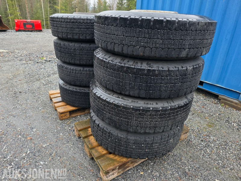 DOUBLESTAR lastebil dekk på felg 315/80R22.5 8 stk - Camión: foto 4 DOUBLESTAR lastebil dekk på felg 315/80R22.5 8 stk - Camión: foto 4