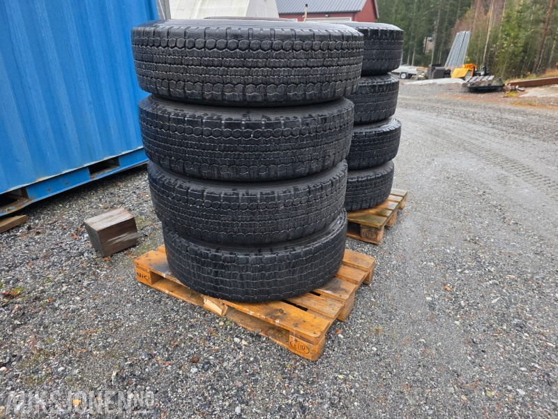 DOUBLESTAR lastebil dekk på felg 315/80R22.5 8 stk - Camión: foto 3 DOUBLESTAR lastebil dekk på felg 315/80R22.5 8 stk - Camión: foto 3