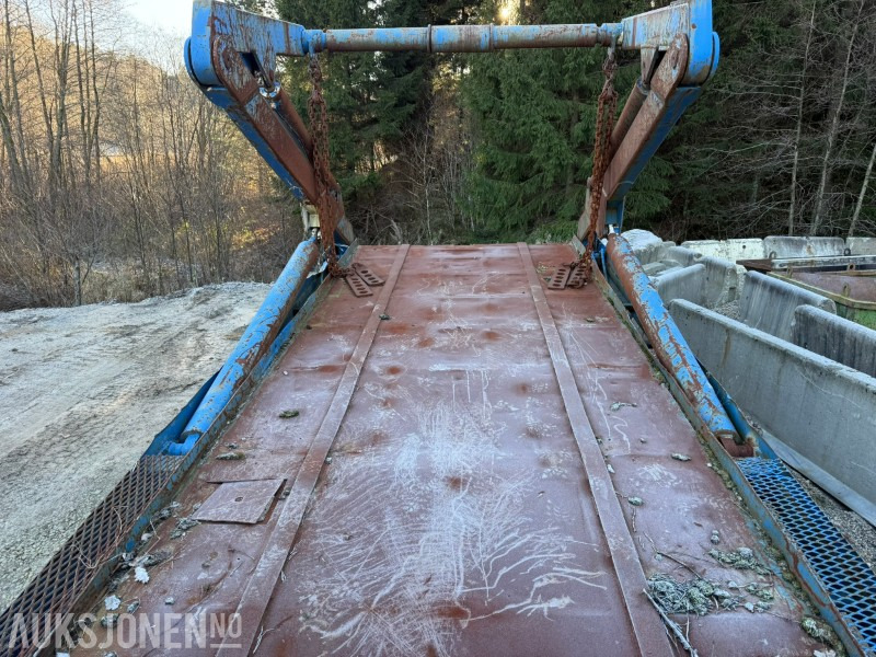 Camión Krokflak m/ liftpåbygg 5.70 m Lengde: foto 12 Camión Krokflak m/ liftpåbygg 5.70 m Lengde: foto 12