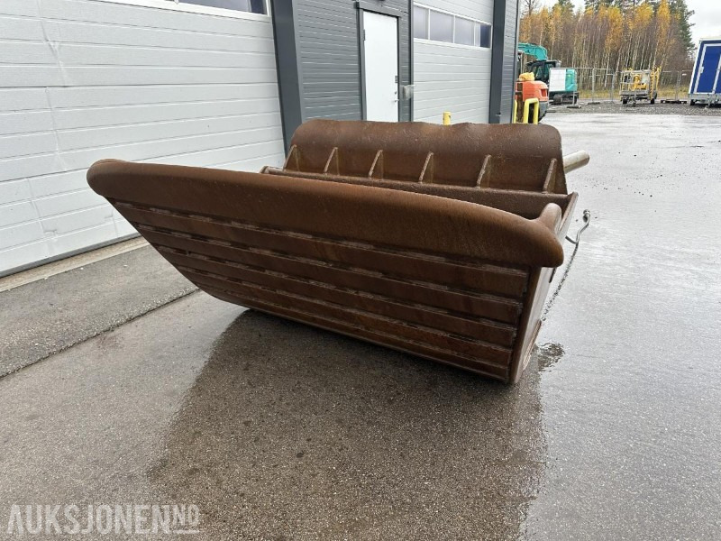 Götene Hydraulisk Pusskuff 2100L G90 - Equipo de construcción: foto 4 Götene Hydraulisk Pusskuff 2100L G90 - Equipo de construcción: foto 4