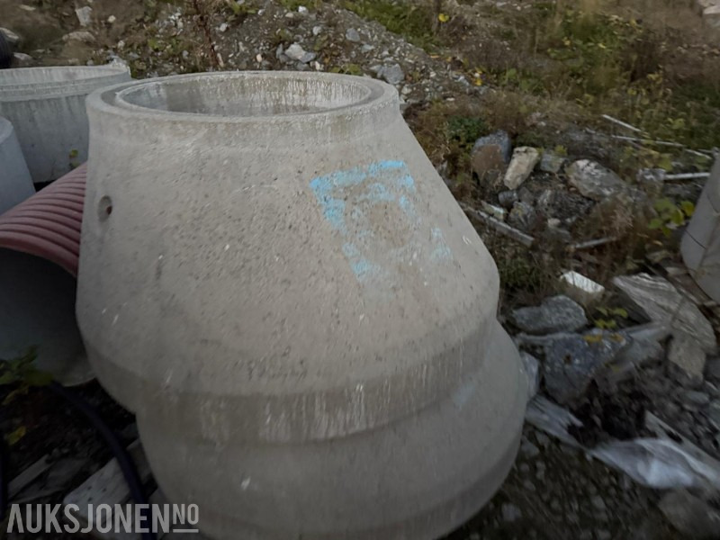 1 parti Betong-kjegler 4stk. - Implemento para Maquinaria de construcción: foto 4 1 parti Betong-kjegler 4stk. - Implemento para Maquinaria de construcción: foto 4