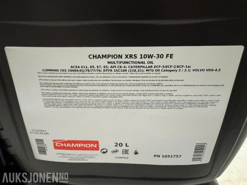 100 Liter Olje - Champion XRS 10W-30 FE Multifunctinal Oil - Implemento para Maquinaria de construcción: foto 4 100 Liter Olje - Champion XRS 10W-30 FE Multifunctinal Oil - Implemento para Maquinaria de construcción: foto 4