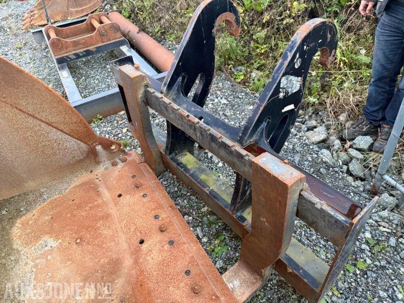 1900 Pallegaffel m/Cat kopling - Implemento para Maquinaria de construcción: foto 4 1900 Pallegaffel m/Cat kopling - Implemento para Maquinaria de construcción: foto 4