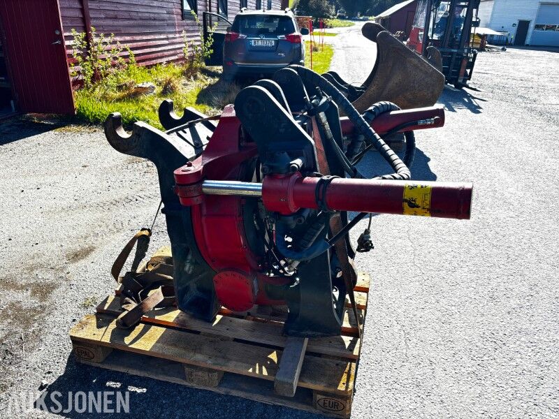 2004 INDEXATOR RT80 TILTROTATOR - B20 FESTE - STÅTT PÅ 25-30T MASKIN - Implemento para Maquinaria de construcción: foto 4 2004 INDEXATOR RT80 TILTROTATOR - B20 FESTE - STÅTT PÅ 25-30T MASKIN - Implemento para Maquinaria de construcción: foto 4