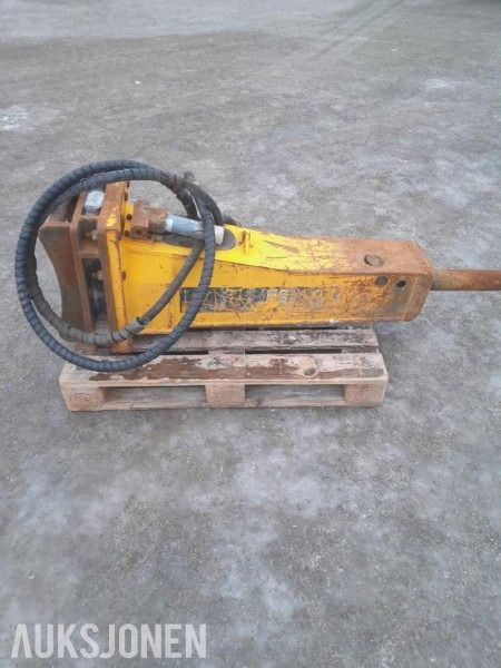 2005 Atlas Copco hydraulisk pigghammer MB 500 CL med S50 feste og sentralsmøring. - Implemento para Maquinaria de construcción: foto 2 2005 Atlas Copco hydraulisk pigghammer MB 500 CL med S50 feste og sentralsmøring. - Implemento para Maquinaria de construcción: foto 2