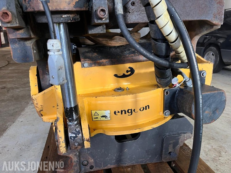 2009 Engcon EC30 Rotortilt - S70 Feste - Implemento para Maquinaria de construcción: foto 4 2009 Engcon EC30 Rotortilt - S70 Feste - Implemento para Maquinaria de construcción: foto 4