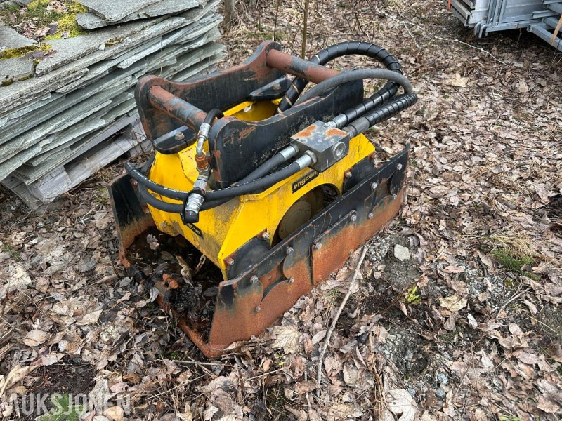 2013 Engcon PP600 vibroplate - s60 - Implemento para Maquinaria de construcción: foto 2 2013 Engcon PP600 vibroplate - s60 - Implemento para Maquinaria de construcción: foto 2