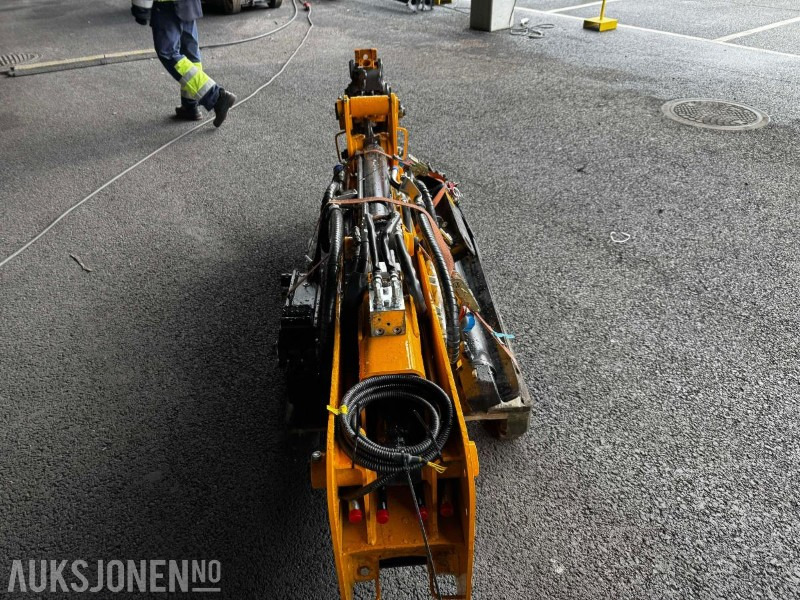 2024 JCB 4CX PRO Gravestikke / gravearm - Implemento para Maquinaria de construcción: foto 3 2024 JCB 4CX PRO Gravestikke / gravearm - Implemento para Maquinaria de construcción: foto 3