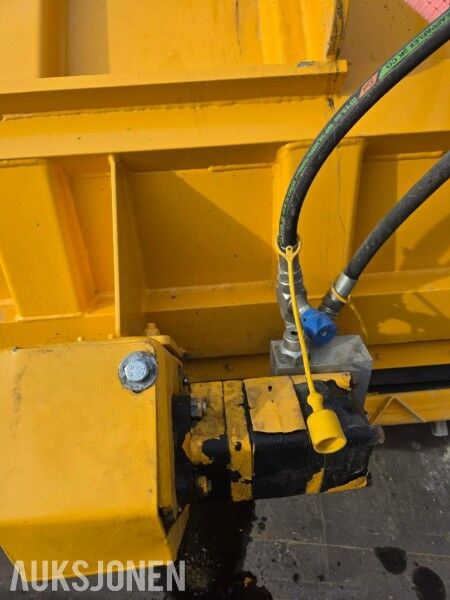 2025 Falköping S-25 Sandspreder til Manitou - Implemento para Maquinaria de construcción: foto 5 2025 Falköping S-25 Sandspreder til Manitou - Implemento para Maquinaria de construcción: foto 5