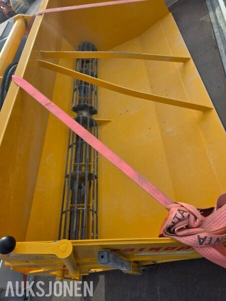 2025 Falköping S-25 Sandspreder til Manitou - Implemento para Maquinaria de construcción: foto 3 2025 Falköping S-25 Sandspreder til Manitou - Implemento para Maquinaria de construcción: foto 3