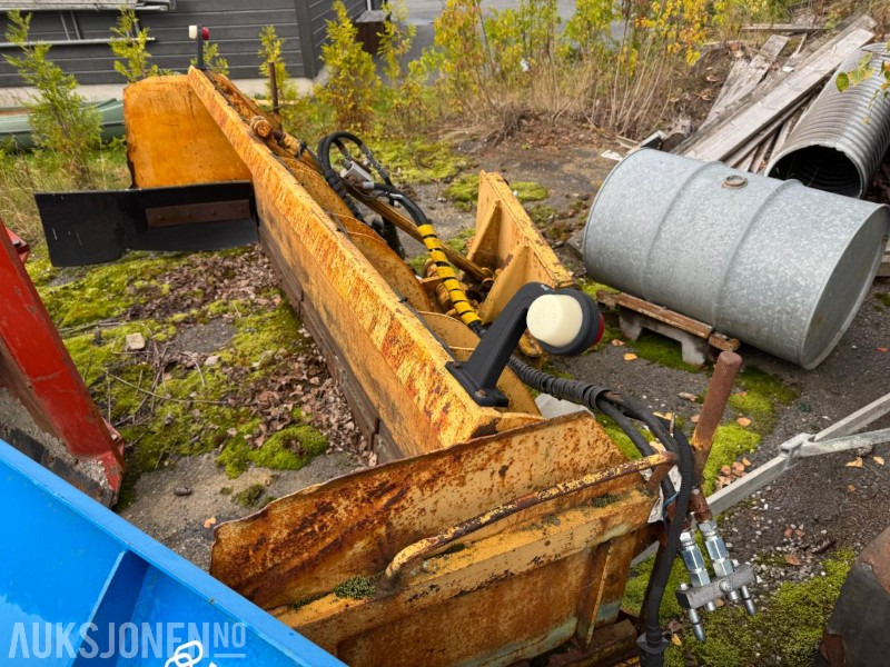 Brøyteskjær med vinger / Trima feste - Implemento para Maquinaria de construcción: foto 3 Brøyteskjær med vinger / Trima feste - Implemento para Maquinaria de construcción: foto 3