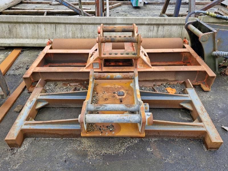 Gigant planeringsbjelker / avretningsbjelke - 2 stk. m/S-feste - Implemento para Maquinaria de construcción: foto 1 Gigant planeringsbjelker / avretningsbjelke - 2 stk. m/S-feste - Implemento para Maquinaria de construcción: foto 1