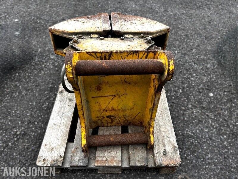 Hydraulisk grabb med S60 feste - Implemento para Maquinaria de construcción: foto 2 Hydraulisk grabb med S60 feste - Implemento para Maquinaria de construcción: foto 2