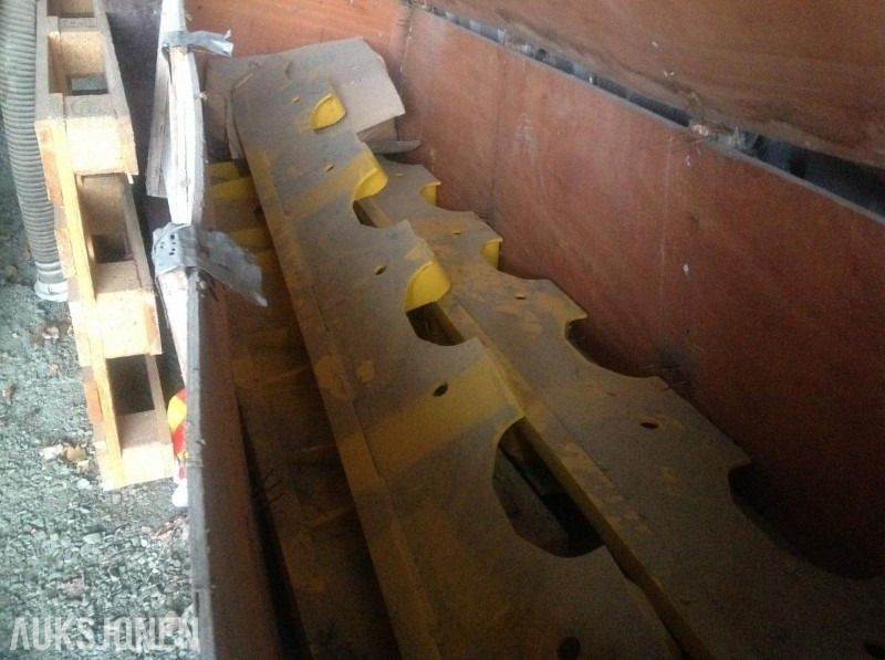 Komatsu D65 beltestyringer - Implemento para Maquinaria de construcción: foto 1 Komatsu D65 beltestyringer - Implemento para Maquinaria de construcción: foto 1