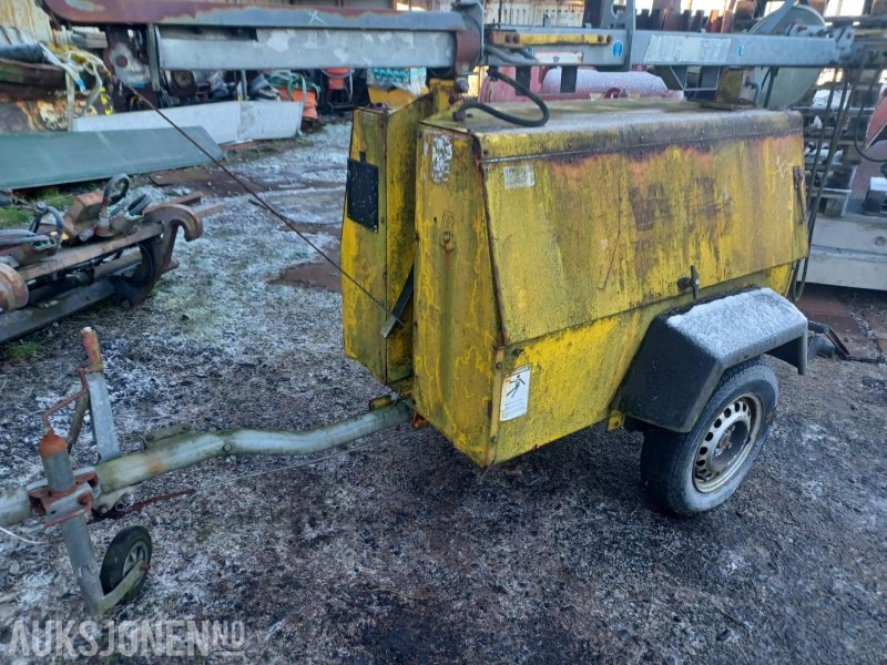 Lystårn uten generator - Implemento para Maquinaria de construcción: foto 1 Lystårn uten generator - Implemento para Maquinaria de construcción: foto 1