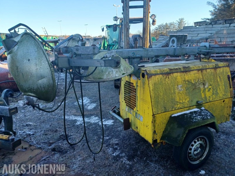 Lystårn uten generator - Implemento para Maquinaria de construcción: foto 3 Lystårn uten generator - Implemento para Maquinaria de construcción: foto 3