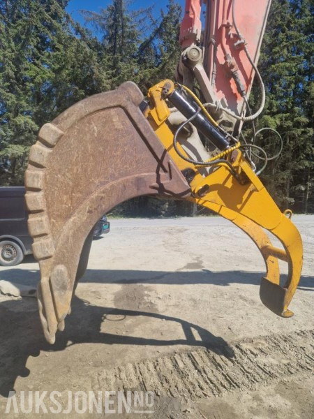 Moi-gripen med tannskuffe 1100L. S70 Feste - Implemento para Maquinaria de construcción: foto 1 Moi-gripen med tannskuffe 1100L. S70 Feste - Implemento para Maquinaria de construcción: foto 1