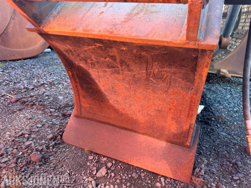 Pallari KHM-140 hydraulisk stubbebryter med S70 feste - Implemento para Maquinaria de construcción: foto 5 Pallari KHM-140 hydraulisk stubbebryter med S70 feste - Implemento para Maquinaria de construcción: foto 5