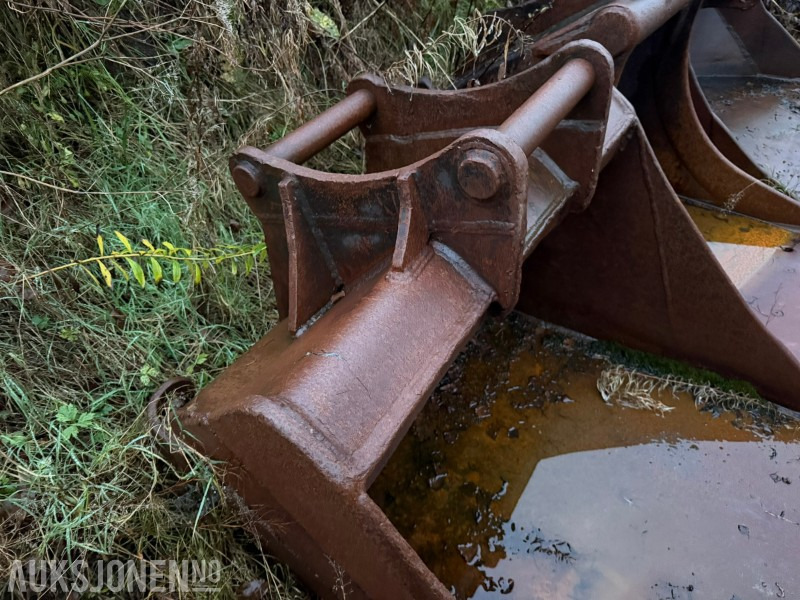 Renskeskuffe med S60 feste - Implemento para Maquinaria de construcción: foto 5 Renskeskuffe med S60 feste - Implemento para Maquinaria de construcción: foto 5