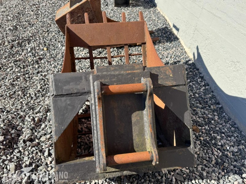 Sorteringsskuffe med tann / S40 feste - Implemento para Maquinaria de construcción: foto 4 Sorteringsskuffe med tann / S40 feste - Implemento para Maquinaria de construcción: foto 4