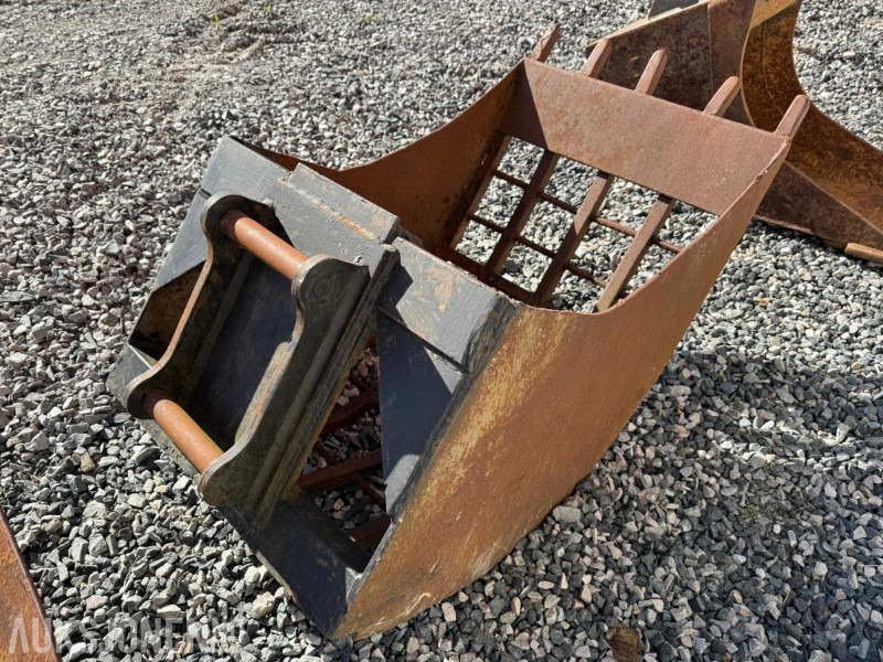 Sorteringsskuffe med tann / S40 feste - Implemento para Maquinaria de construcción: foto 5 Sorteringsskuffe med tann / S40 feste - Implemento para Maquinaria de construcción: foto 5