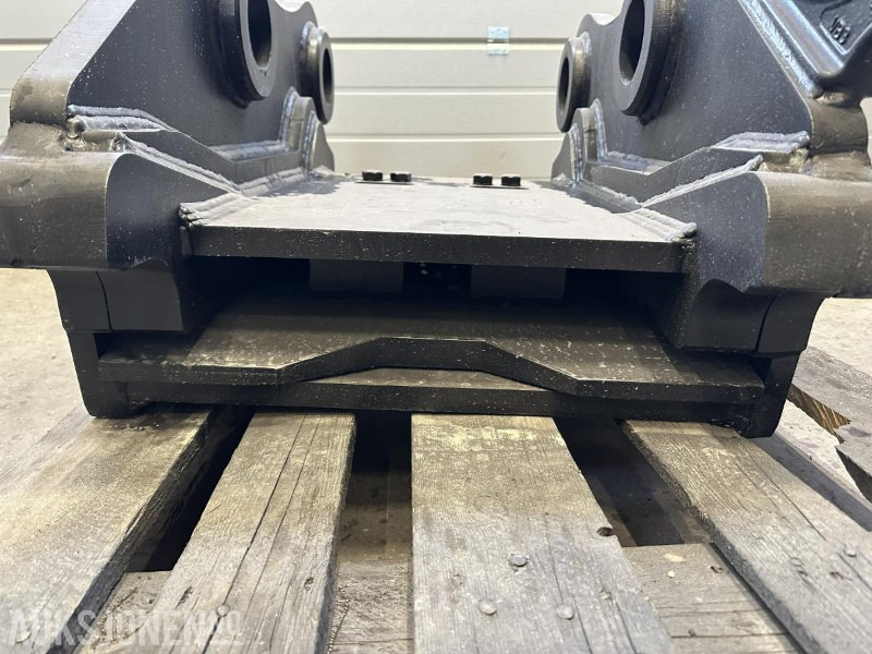 UBRUKT Götene Hydraulisk HK-feste G90 - Implemento para Maquinaria de construcción: foto 4 UBRUKT Götene Hydraulisk HK-feste G90 - Implemento para Maquinaria de construcción: foto 4